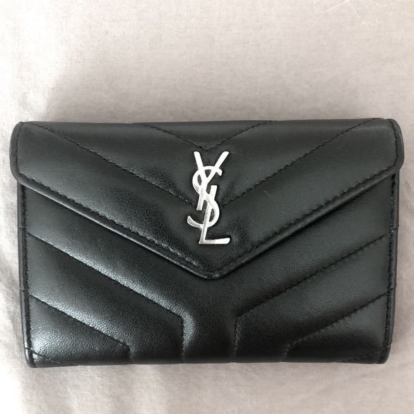 SOLD YSL Saint Laurent quilted loulou leather wallet - Picture 4 of 14
